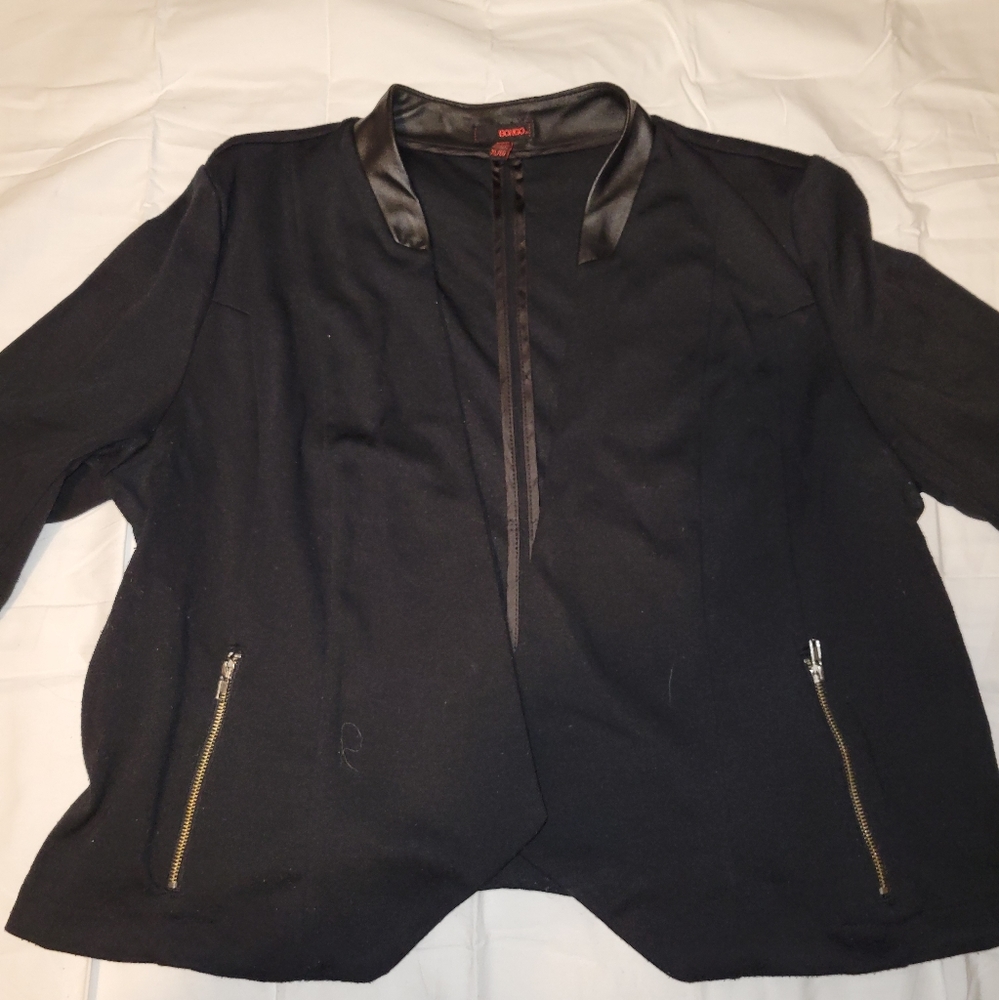 Cropped Blazer